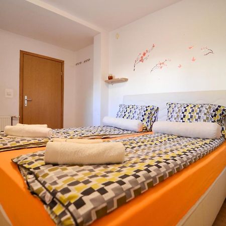 Blacksmith Apartment + Free Private Parking Сараево Экстерьер фото